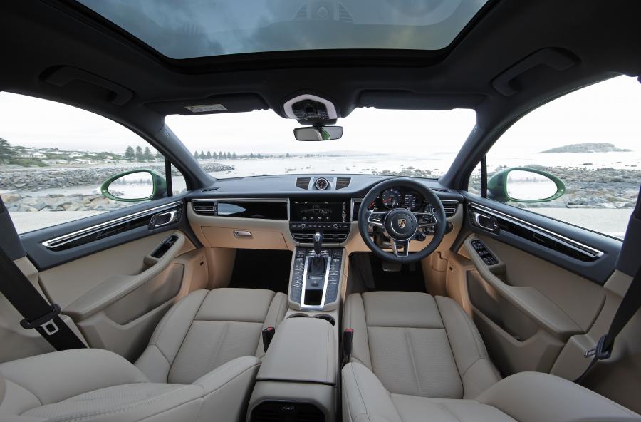 Торпедо Porsche Macan S (95B) 2019 года  (AU) (фото 18 из 40)